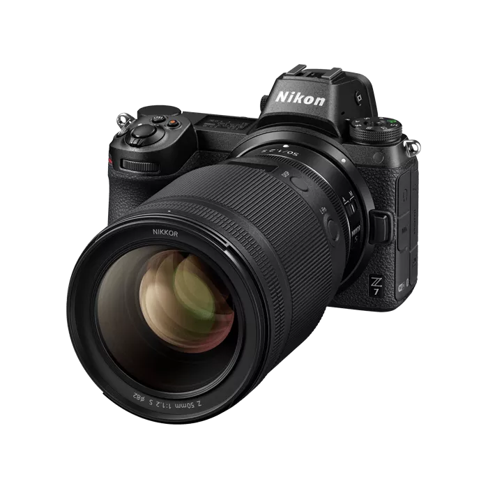 Nikon NIKKOR Z 24-70mm f/2.8 S Lens - Superior Optical Performance