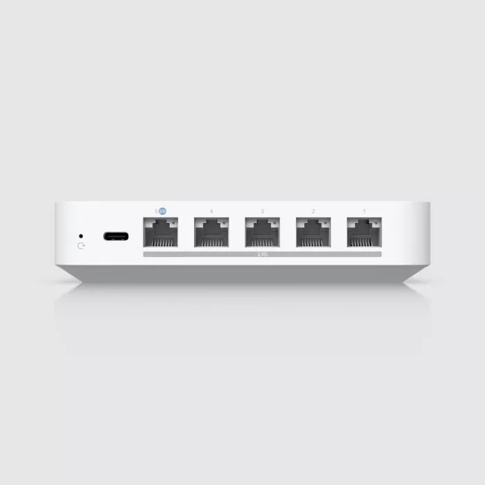 Ubiquiti Cloud Gateway Max 2.5GB - High-Performance Router